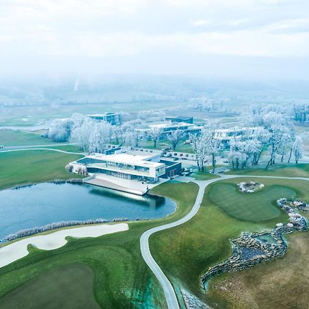 Zala Springs Golf Resort Zalacsány Екстериор снимка