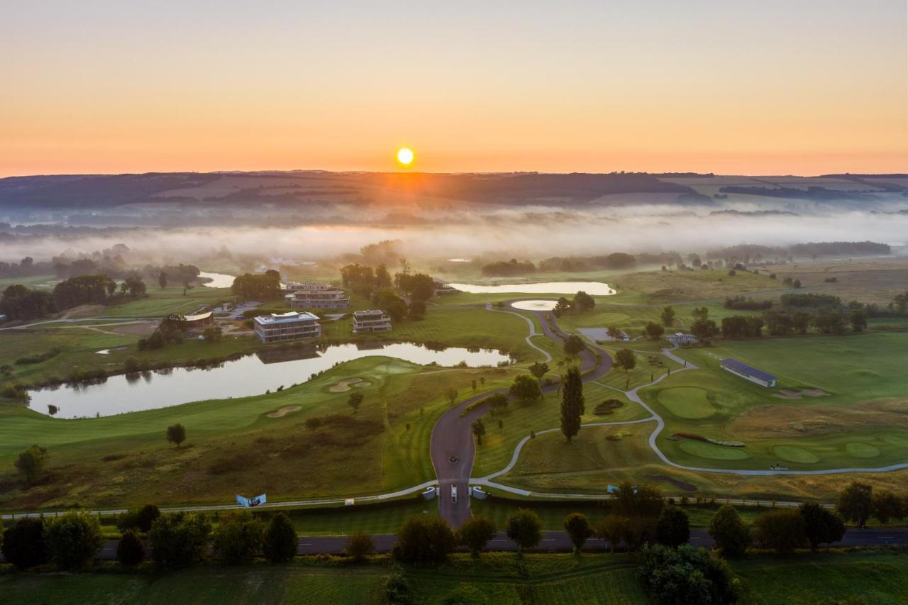 Zala Springs Golf Resort Zalacsány Екстериор снимка