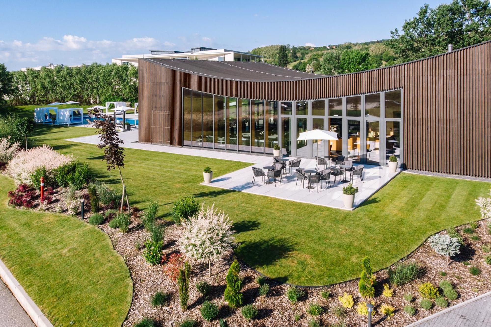 Zala Springs Golf Resort Zalacsány Екстериор снимка