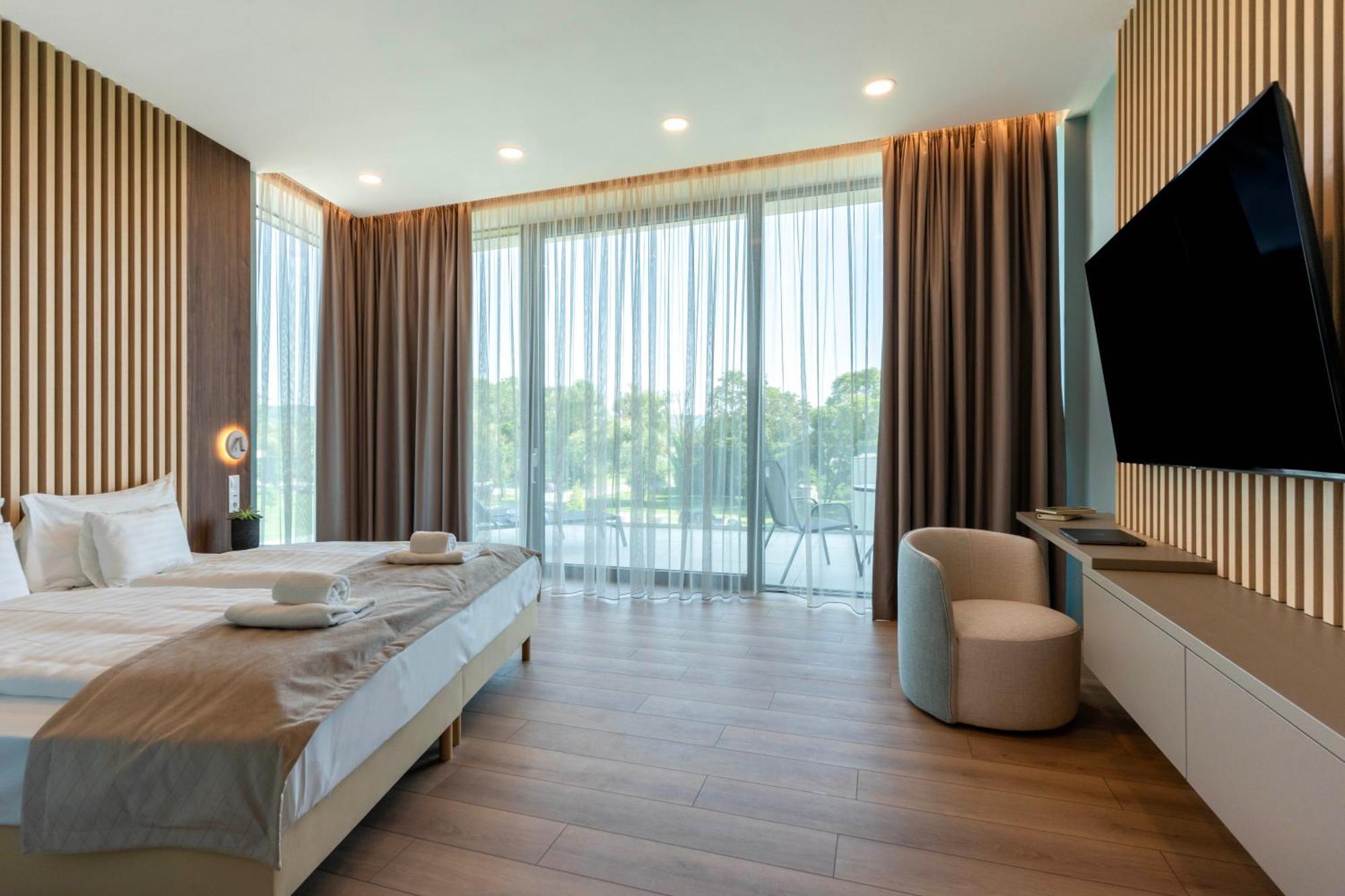 Zala Springs Golf Resort Zalacsány Екстериор снимка