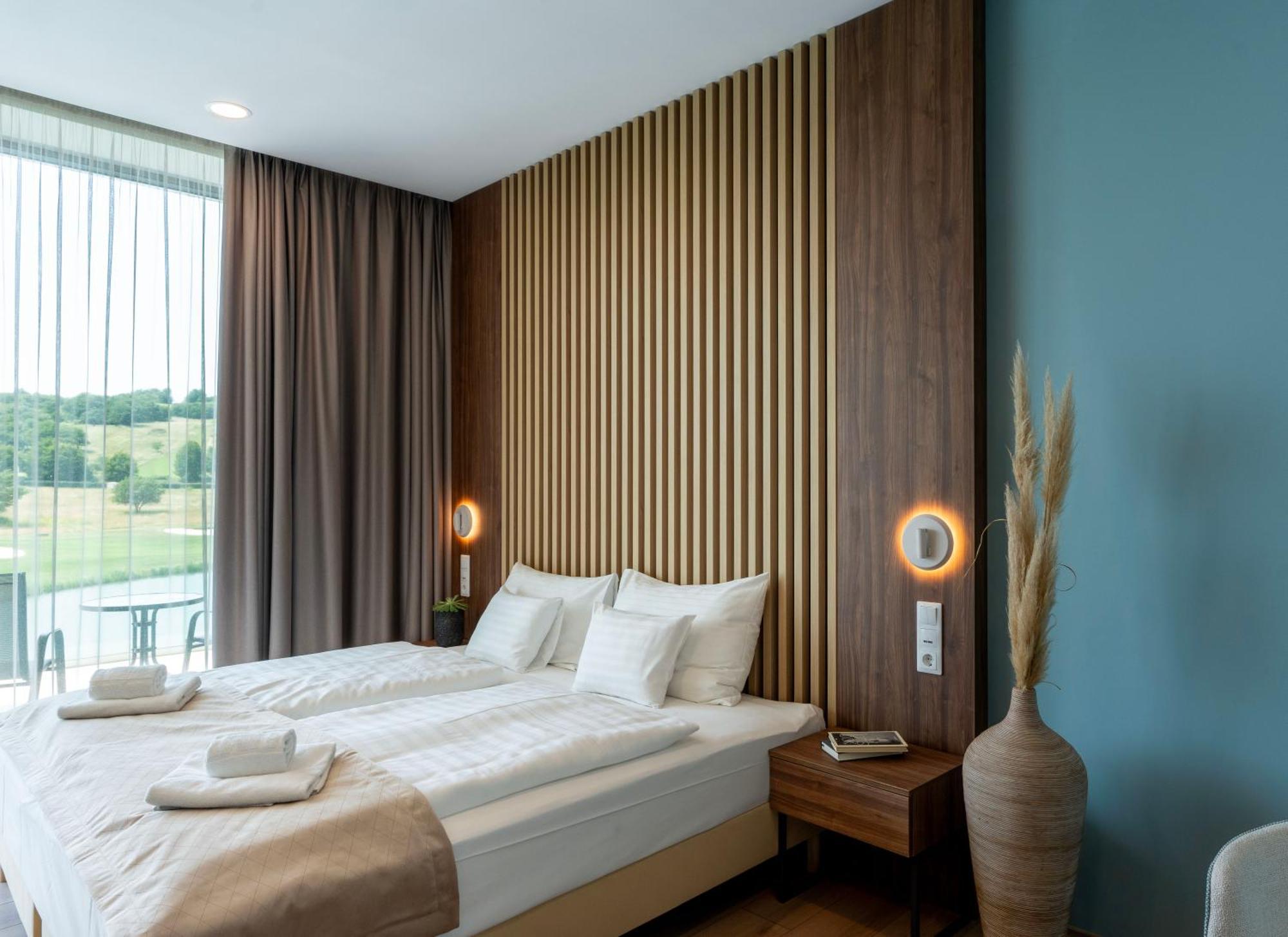 Zala Springs Golf Resort Zalacsány Екстериор снимка